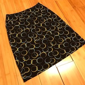 New York and Company Midi skirt